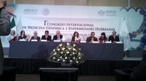 En el presidium de la inauguración del 1er Congreso Internacional del ISSSTE sobre Medicina Genómica y Enfrmedades Huérfanas