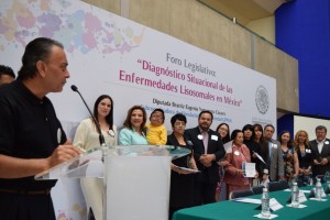 Celebración del Día de las Enfermedades Raras 2015 en la ciudad de México, Cámara de Diputados, foro legislativo